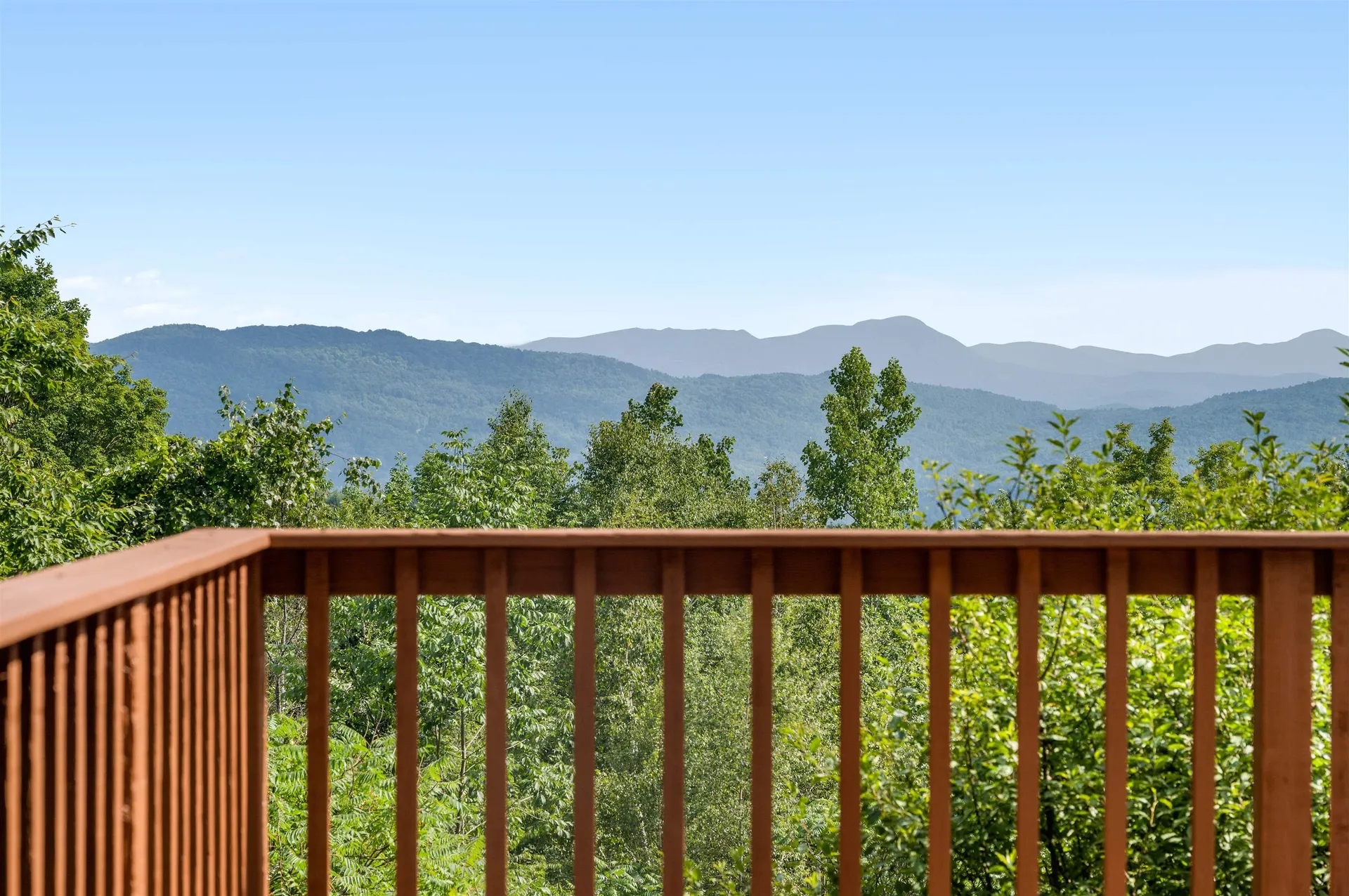 71 Pinnacle Point Waterbury VT 05676