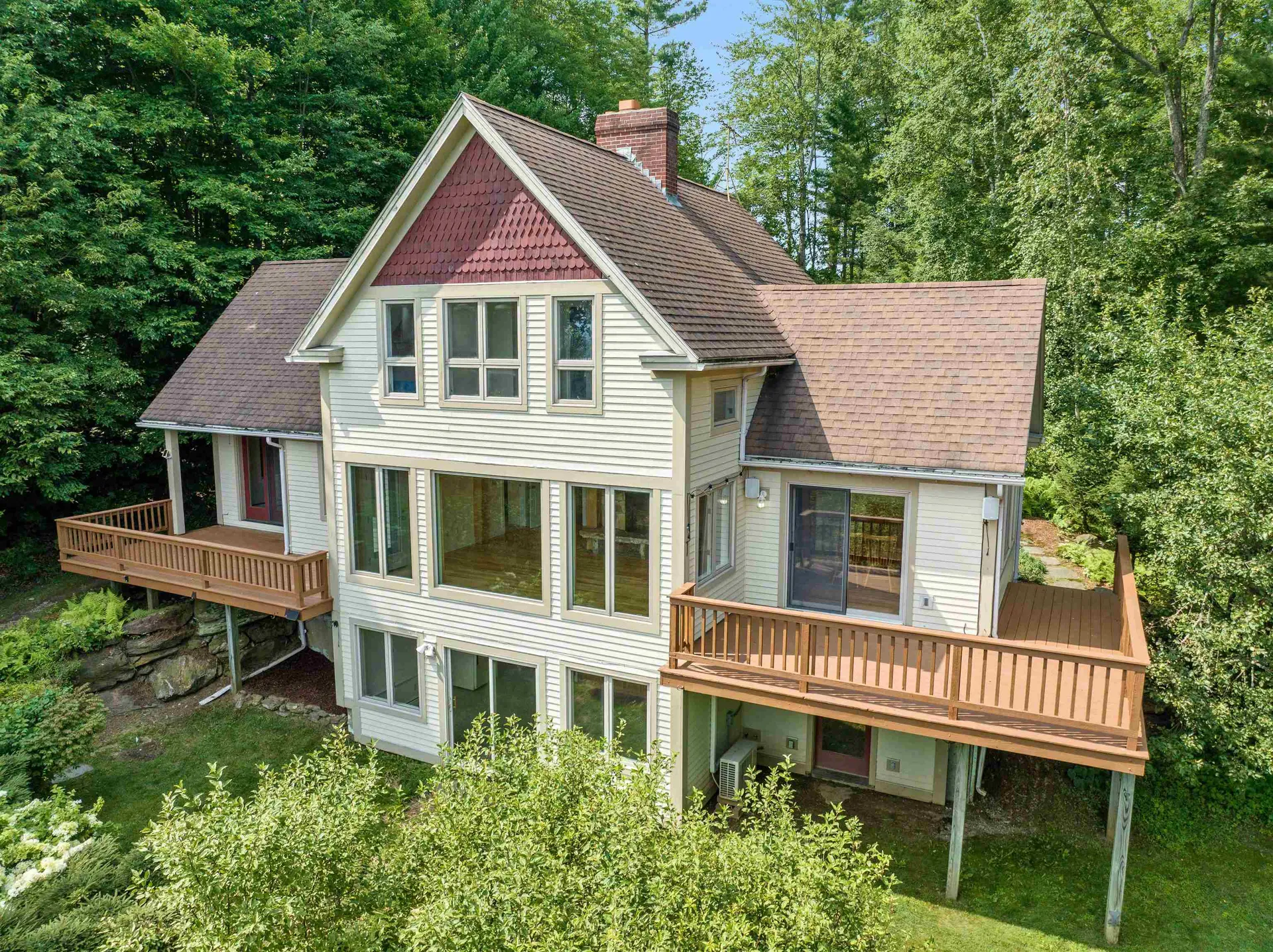 71 Pinnacle Point Waterbury VT 05676