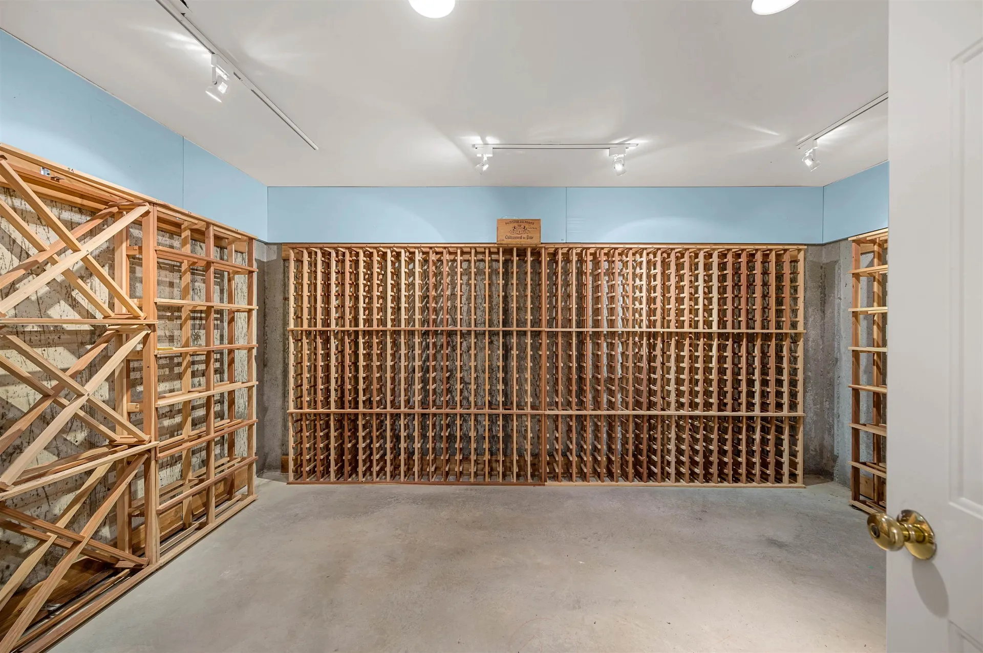 71 Pinnacle Point Waterbury VT 05676