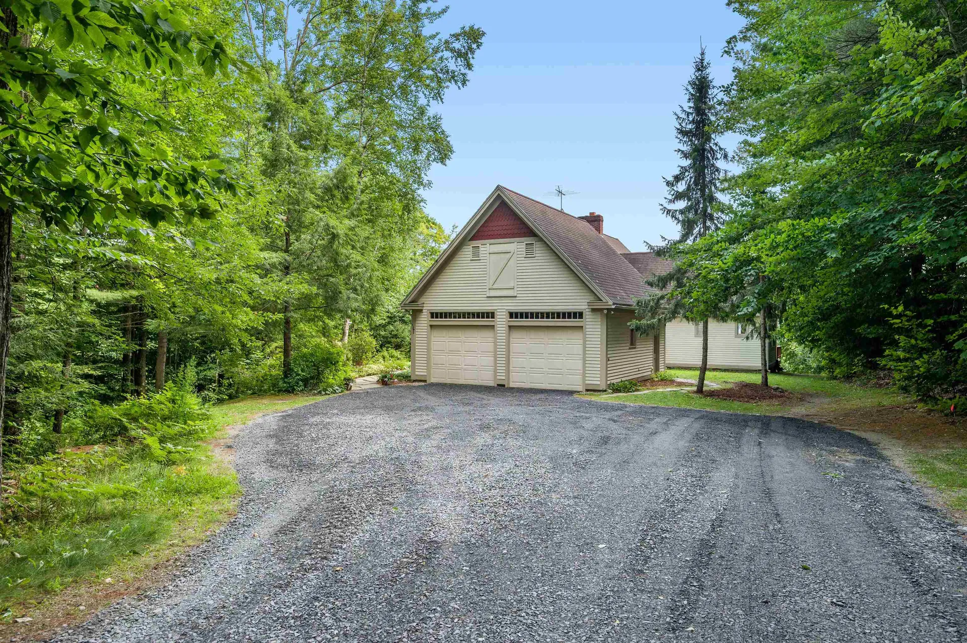 71 Pinnacle Point Waterbury VT 05676