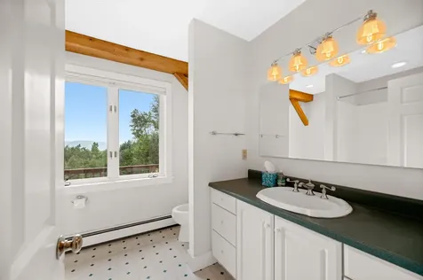 71 Pinnacle Point Waterbury VT 05676