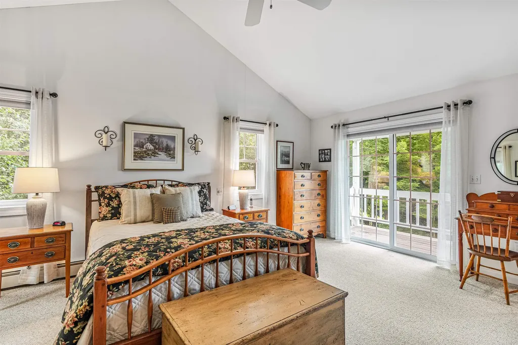 315 Black Bear Run Stowe VT 05672