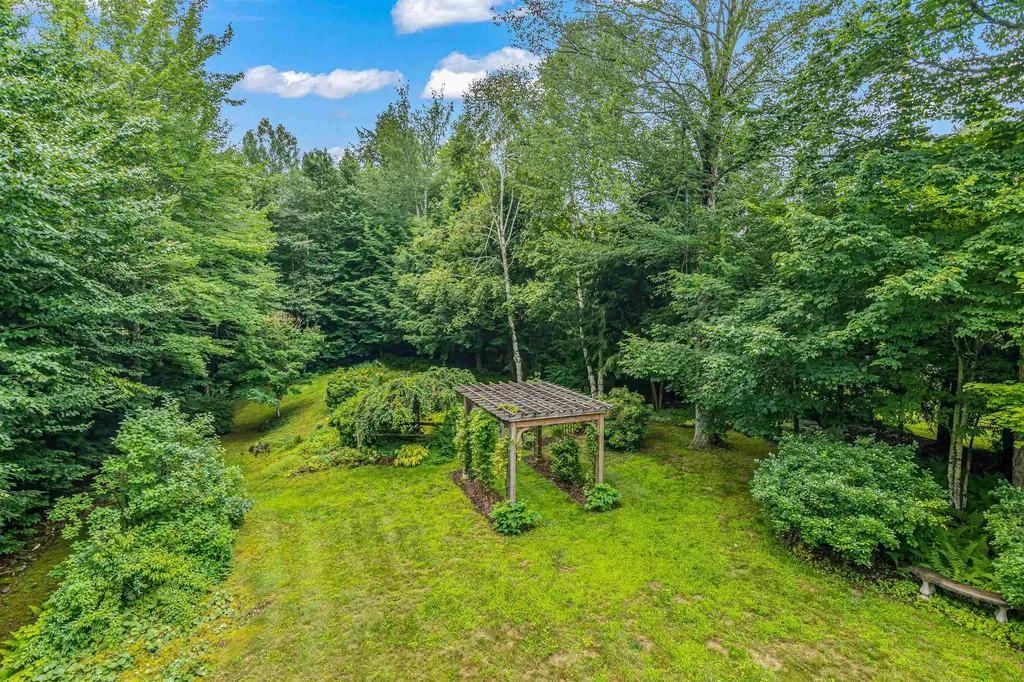 315 Black Bear Run Stowe VT 05672