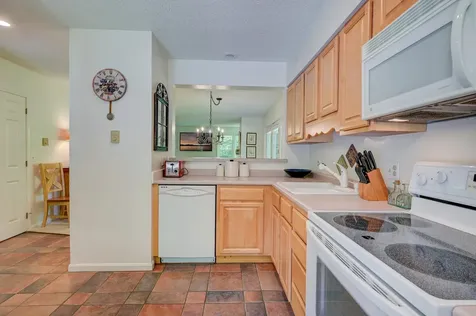 124 Old Bartlett Road Conway NH 03860