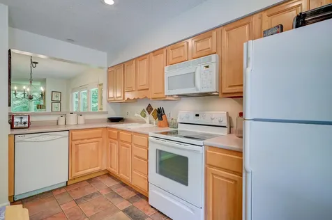 124 Old Bartlett Road Conway NH 03860