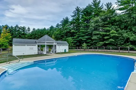124 Old Bartlett Road Conway NH 03860