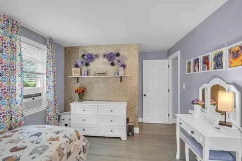 50 Conleys Grove Road Derry NH 03038