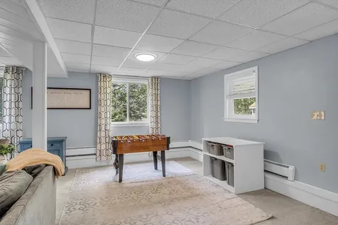 50 Conleys Grove Road Derry NH 03038