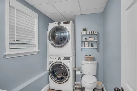 50 Conleys Grove Road Derry NH 03038