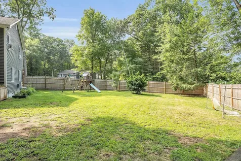 50 Conleys Grove Road Derry NH 03038