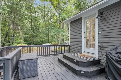 50 Conleys Grove Road Derry NH 03038