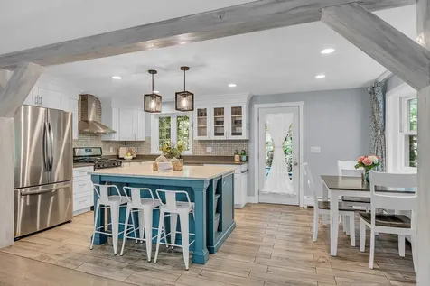 50 Conleys Grove Road Derry NH 03038