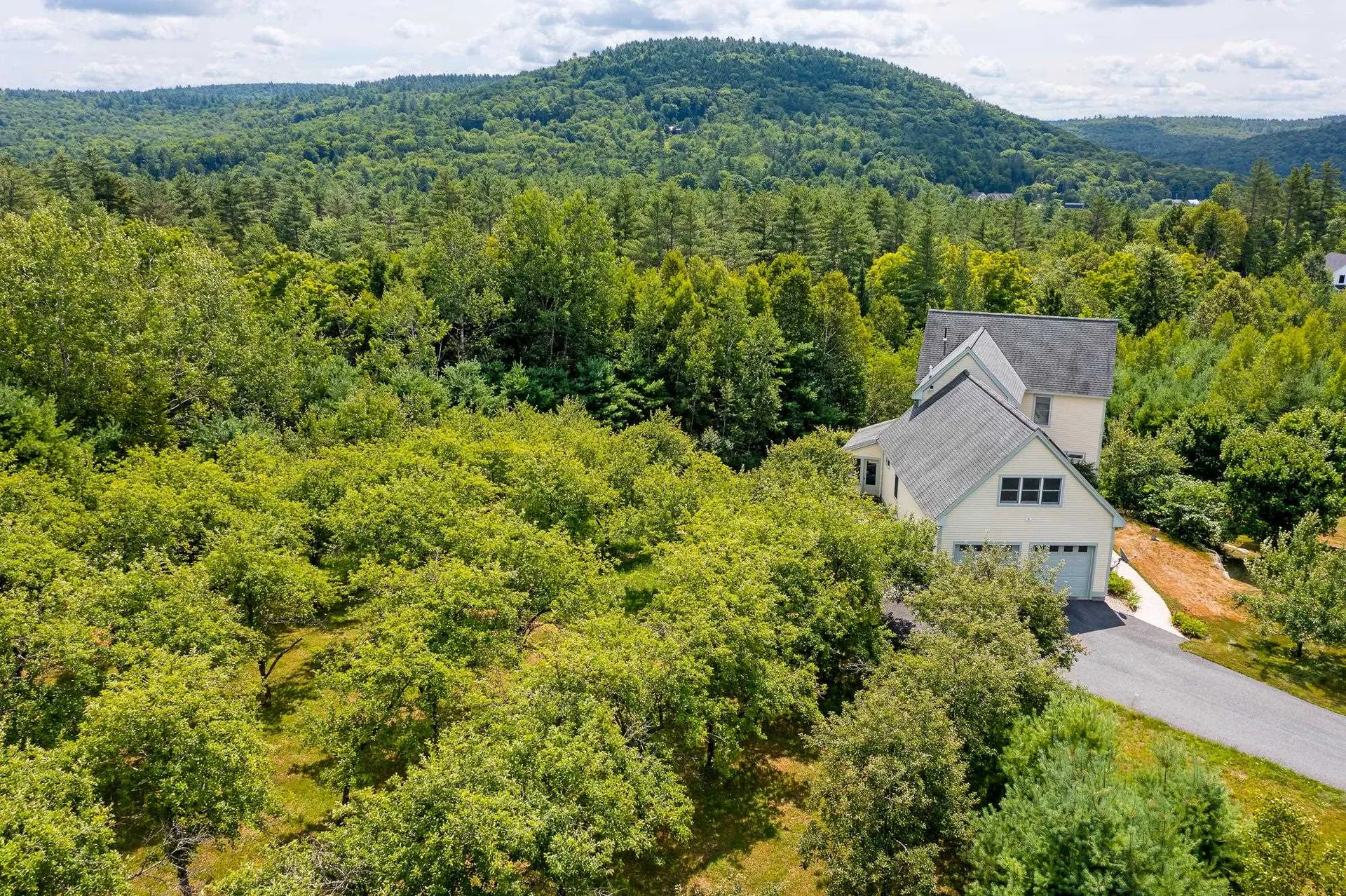 42 Brookside Drive Grantham NH 03753