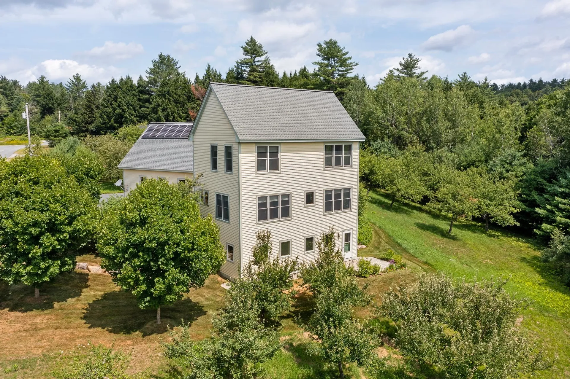 42 Brookside Drive Grantham NH 03753