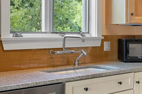 42 Brookside Drive Grantham NH 03753