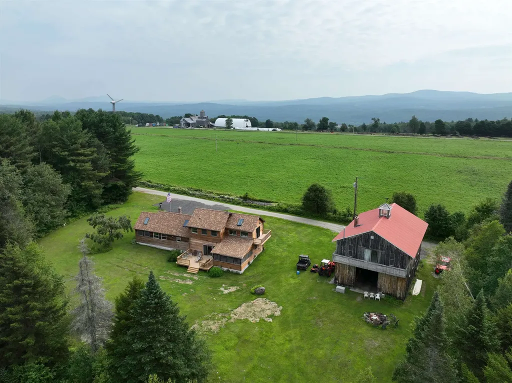 216 Field Side Lane Westfield VT 05874