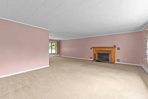 106 Fairwood Parkway Morristown VT 05661