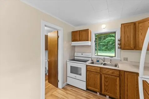 106 Fairwood Parkway Morristown VT 05661