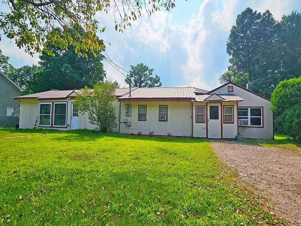 250 Colchester Road Essex Junction VT 05452