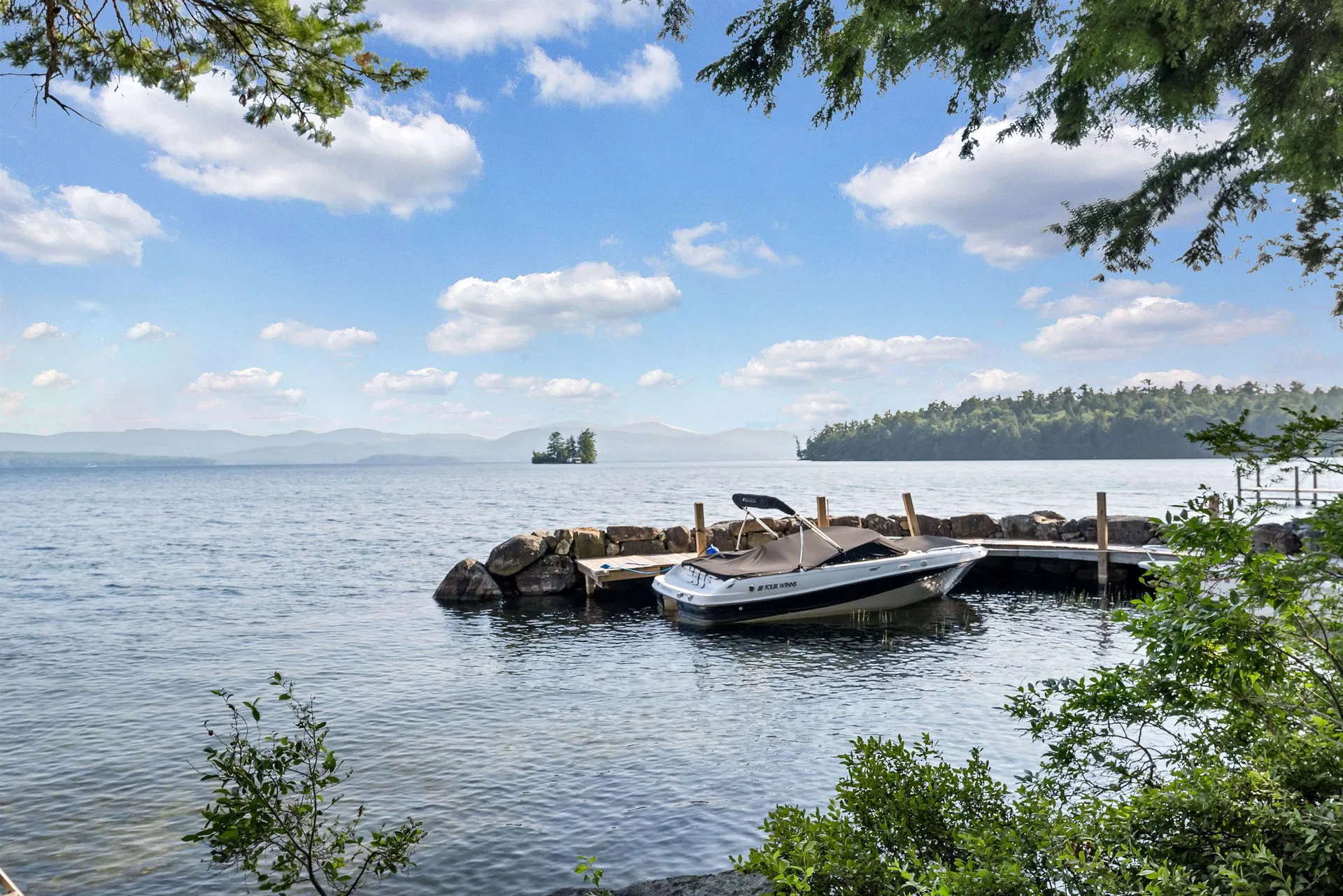 78, 79 Cow Island Tuftonboro NH 03816