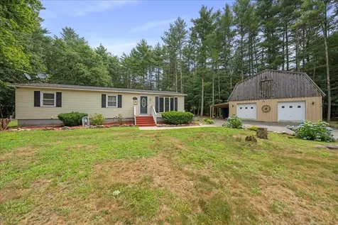 3 Giordani Lane Sandown NH 03873