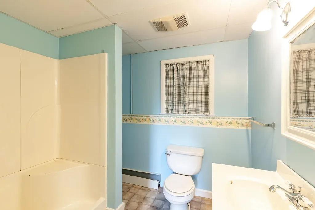 35 Western Avenue Rochester NH 03867