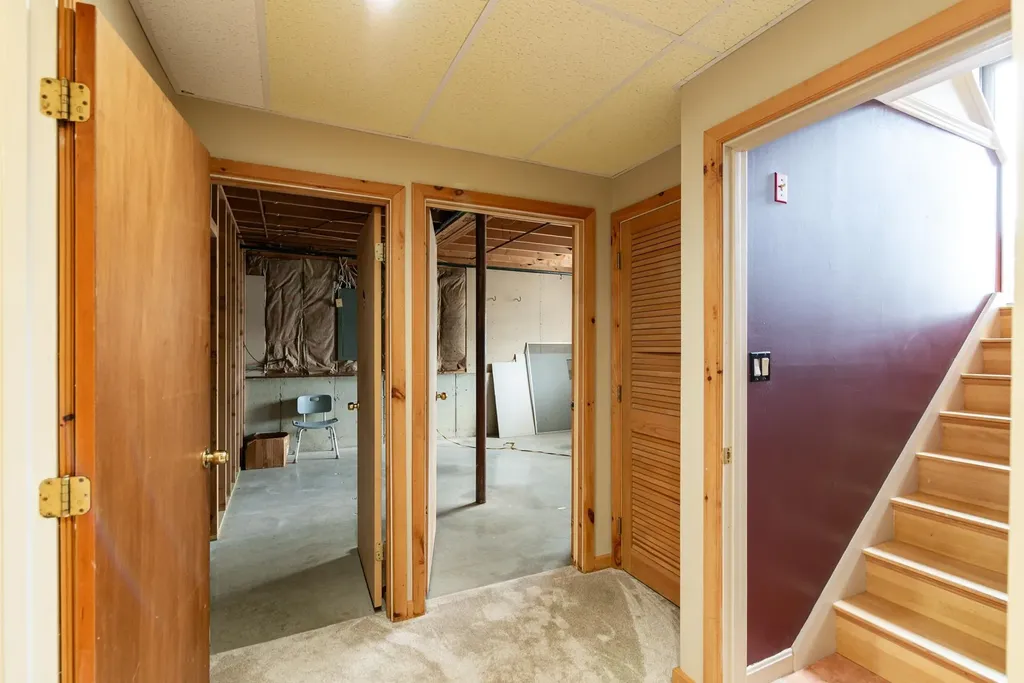 35 Western Avenue Rochester NH 03867