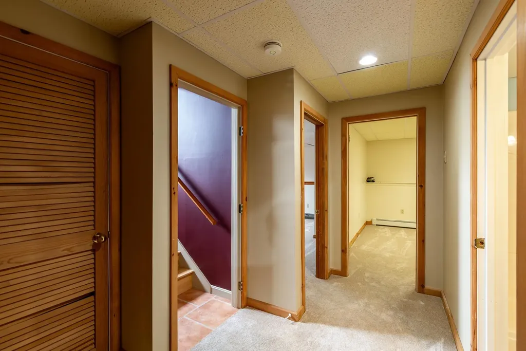 35 Western Avenue Rochester NH 03867