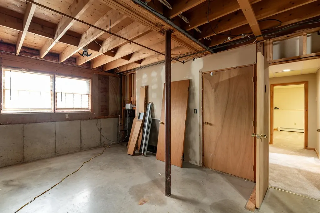 35 Western Avenue Rochester NH 03867