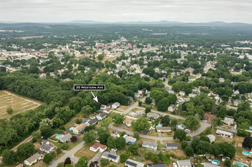 35 Western Avenue Rochester NH 03867