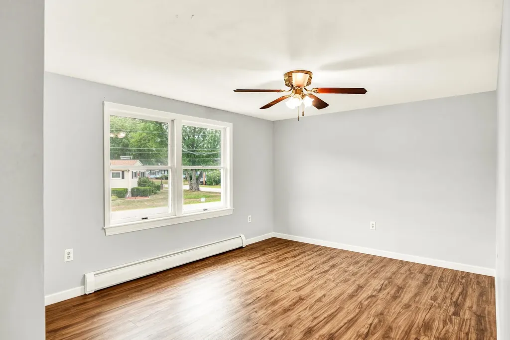 35 Western Avenue Rochester NH 03867