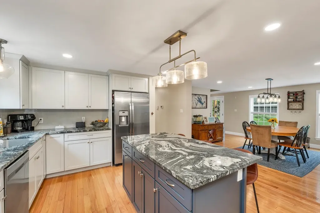 59 Blueberry Hill Lane Gilford NH 03249