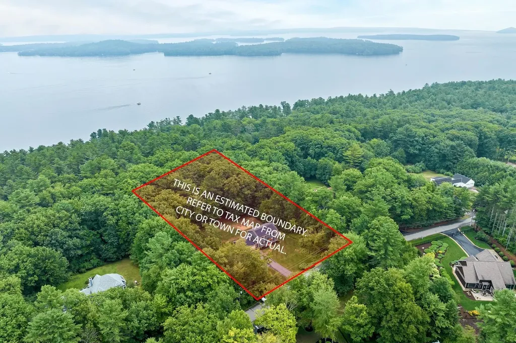 59 Blueberry Hill Lane Gilford NH 03249