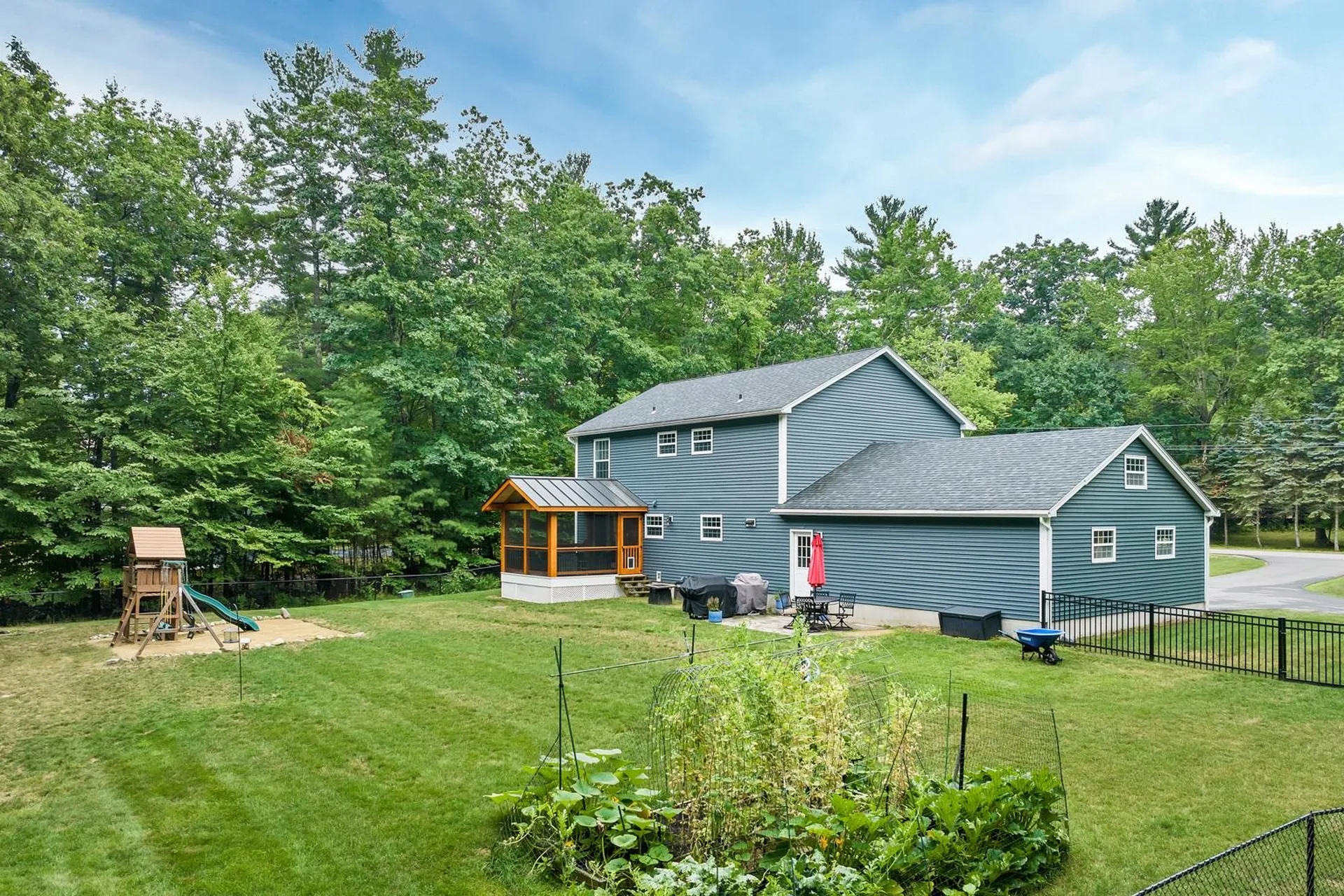 59 Blueberry Hill Lane Gilford NH 03249