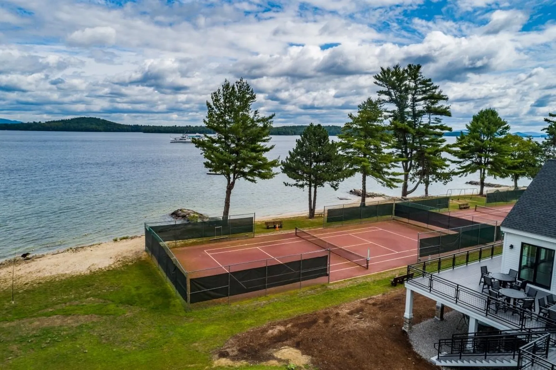 59 Blueberry Hill Lane Gilford NH 03249