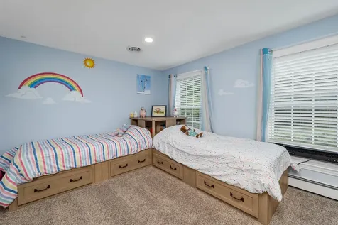 59 Blueberry Hill Lane Gilford NH 03249