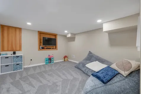 59 Blueberry Hill Lane Gilford NH 03249