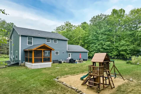 59 Blueberry Hill Lane Gilford NH 03249