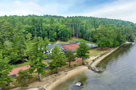 59 Blueberry Hill Lane Gilford NH 03249