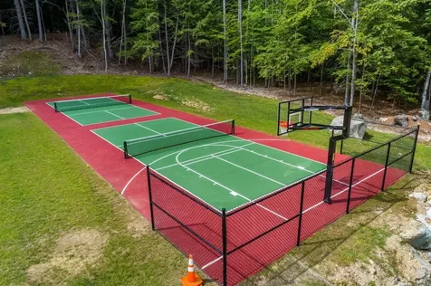 59 Blueberry Hill Lane Gilford NH 03249