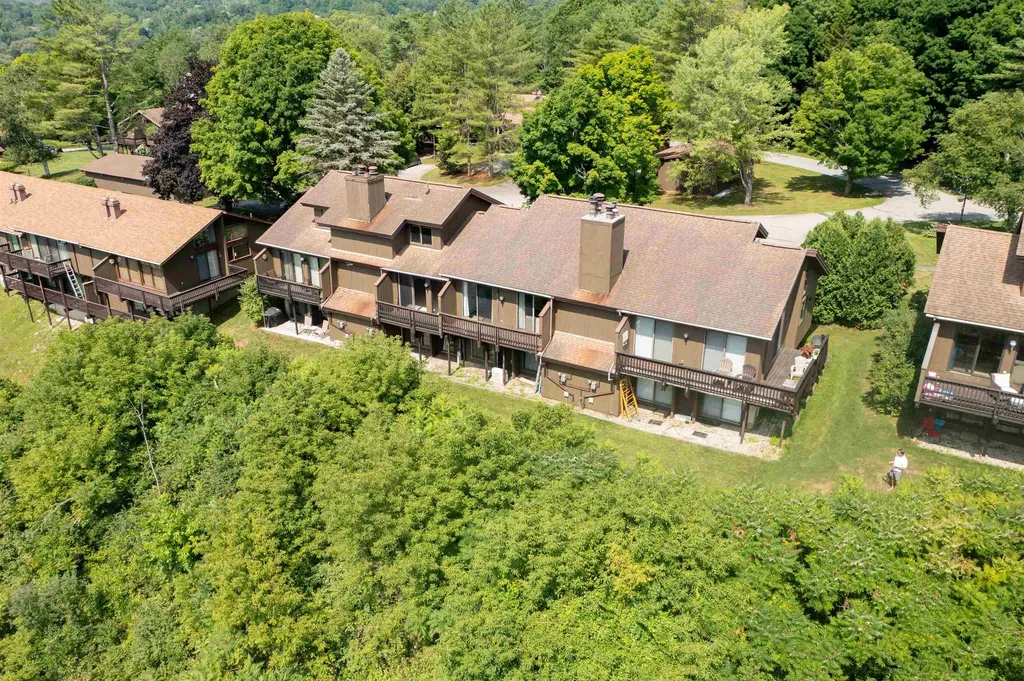 23 Murray Hill Heights Road Manchester VT 05255