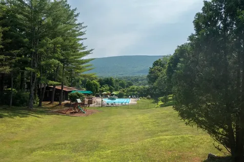 23 Murray Hill Heights Road Manchester VT 05255