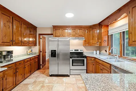 106 Christian Hill Road Amherst NH 03031