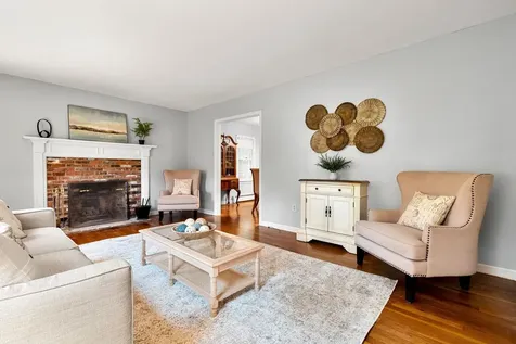 106 Christian Hill Road Amherst NH 03031
