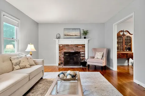 106 Christian Hill Road Amherst NH 03031