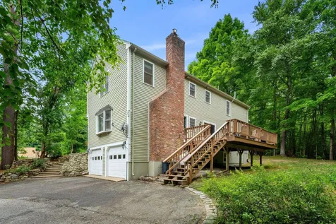 106 Christian Hill Road Amherst NH 03031