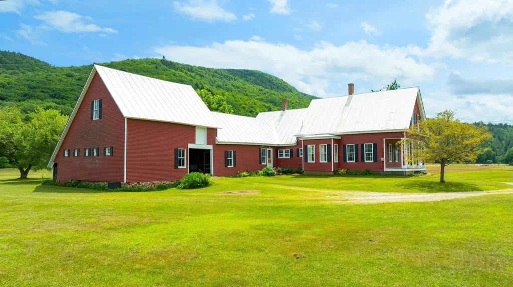 61 Putnam Road Bridgewater VT 05035