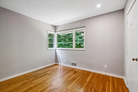 93 Blackbriar Road Woodstock VT 05091
