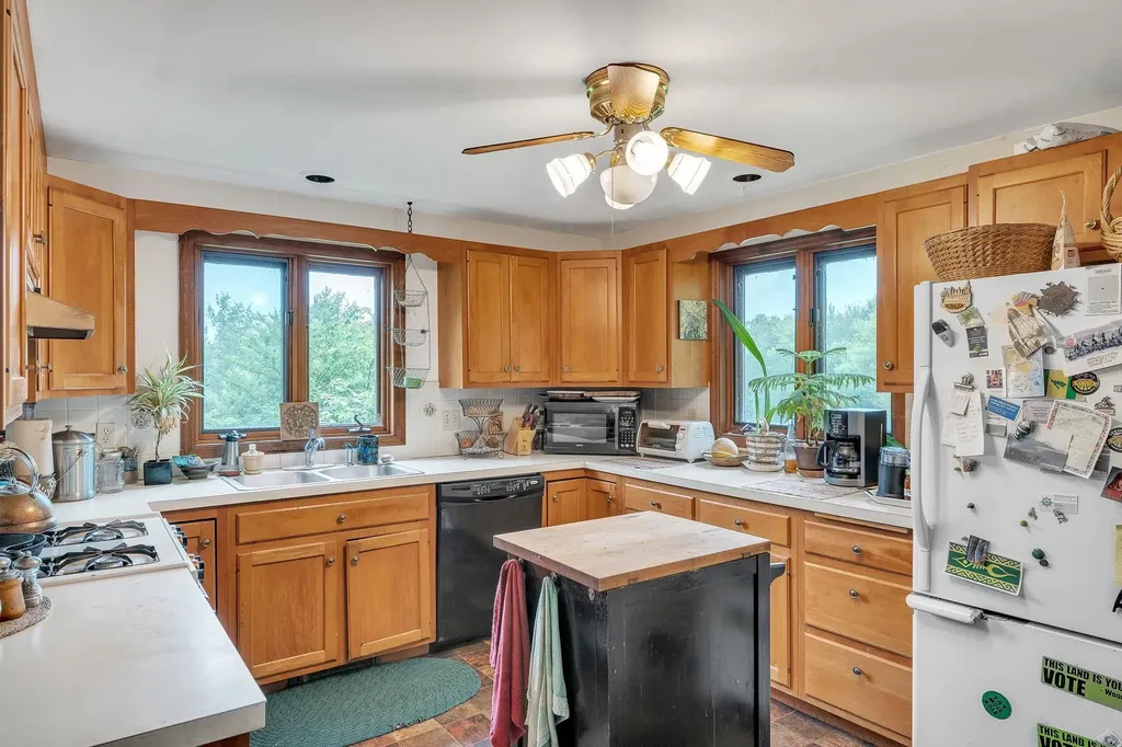 139 West Hill Road Worcester VT 05682