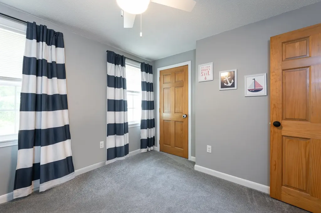 19 Macdonald Drive Nashua NH 03062